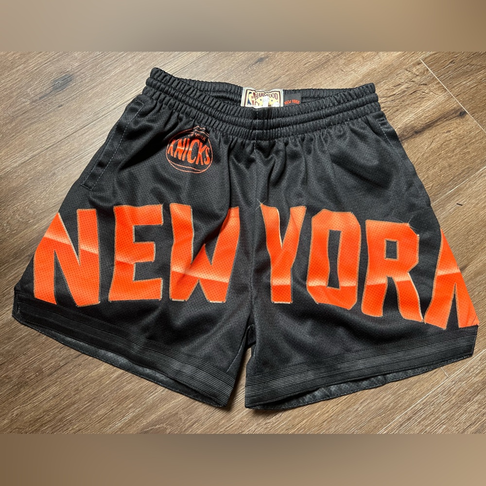 Pro Standard Women’s NewYork Knicks Mesh Shorts Athletic Shorts Size S-L